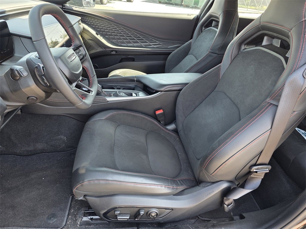 2025 Dodge Charger R/T Scat Pack