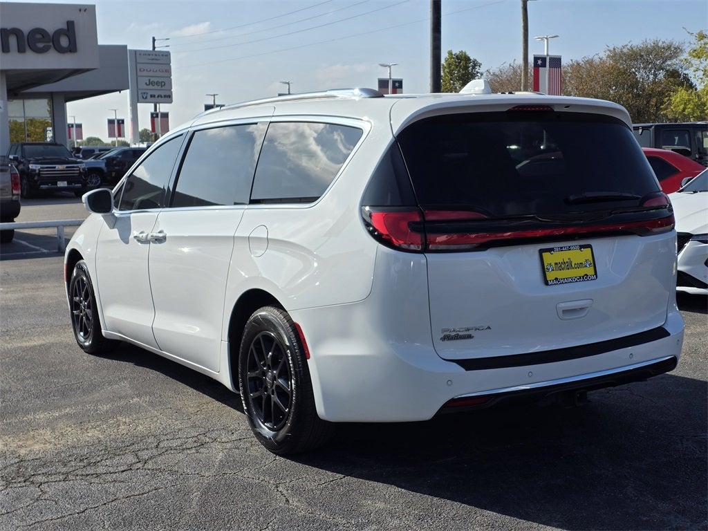 2021 Chrysler Pacifica Touring L