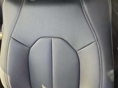 2025 Chrysler Voyager LX