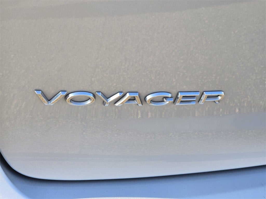 2024 Chrysler Voyager LX