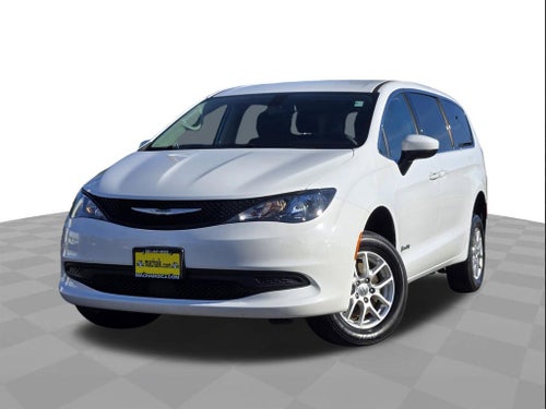 2022 Chrysler Voyager LX WHEELCHAIR VAN