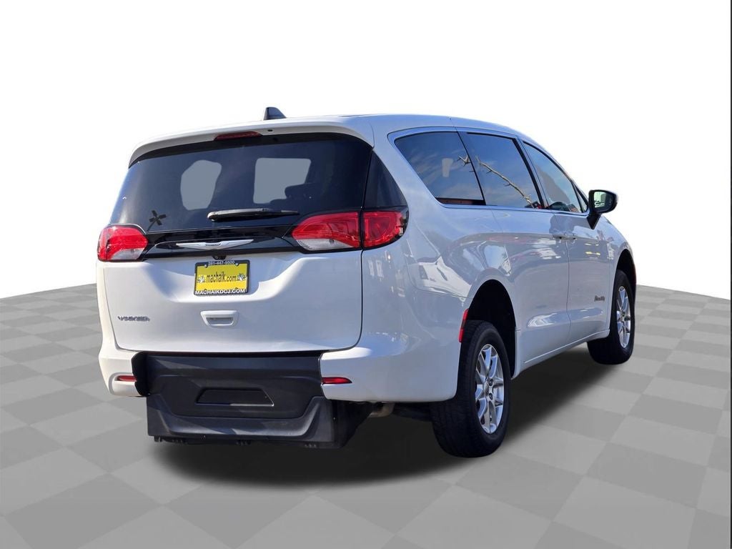 2022 Chrysler Voyager LX WHEELCHAIR VAN
