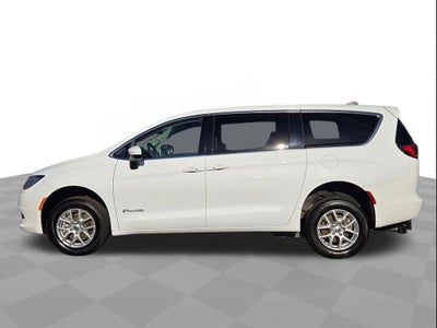 2022 Chrysler Voyager LX WHEELCHAIR VAN