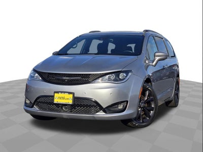 2019 Chrysler Pacifica Touring Plus