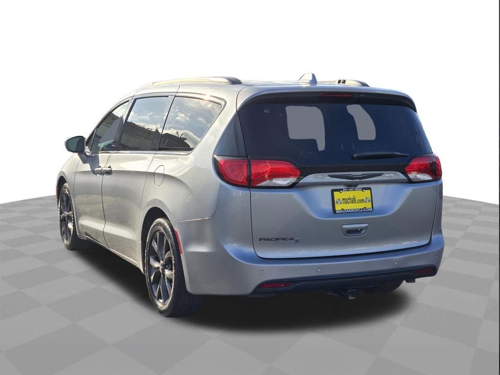 2019 Chrysler Pacifica Touring Plus