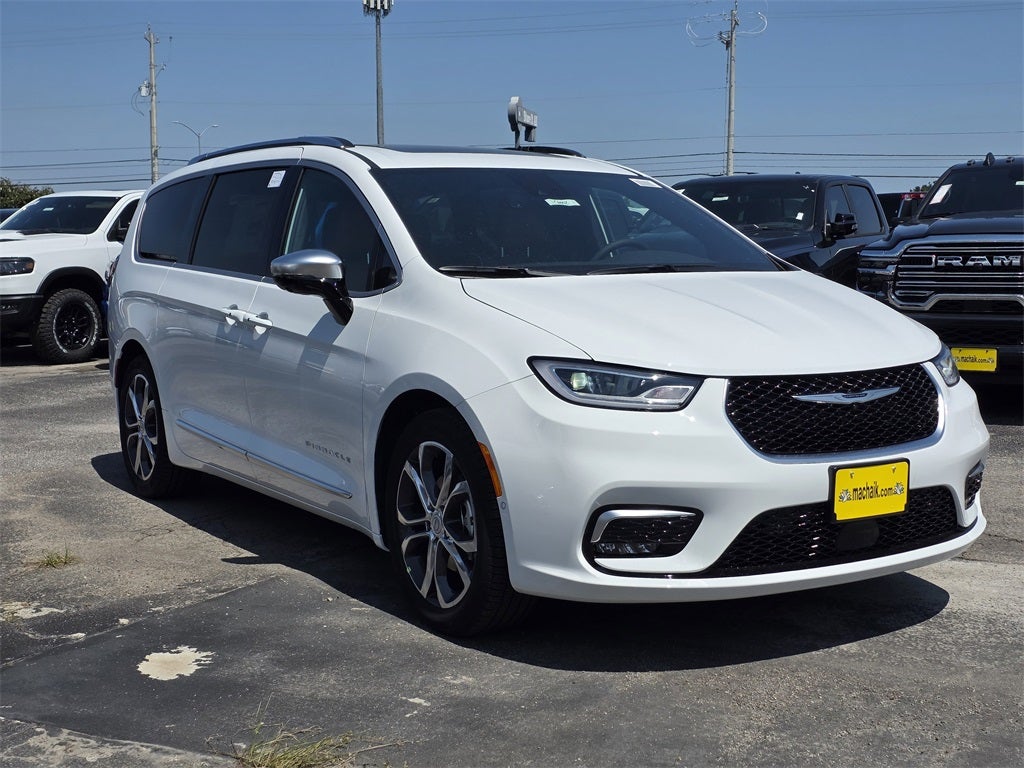 2026 Chrysler Pacifica Pinnacle