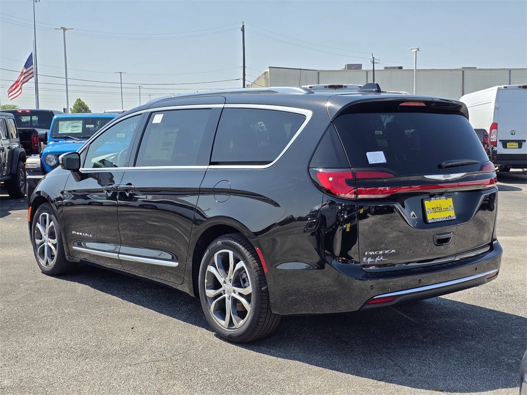 2026 Chrysler Pacifica Pinnacle