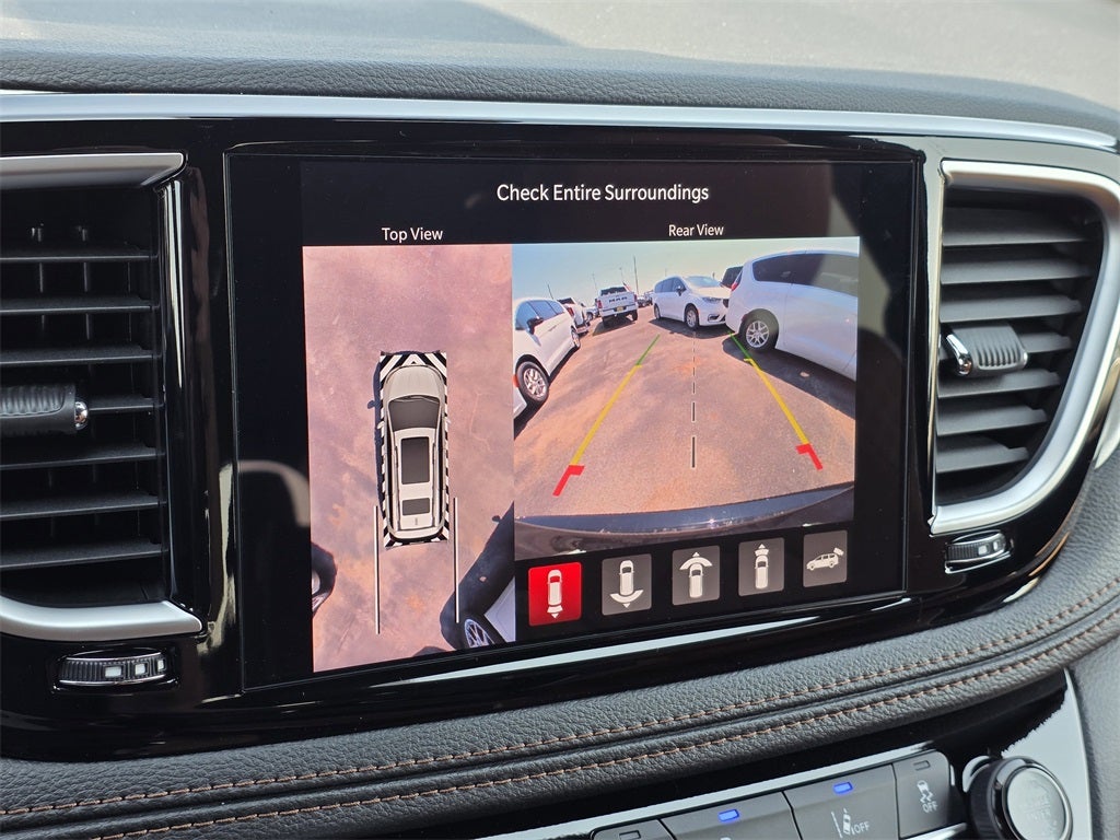 2026 Chrysler Pacifica Pinnacle