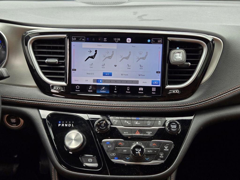 2024 Chrysler Pacifica Pinnacle