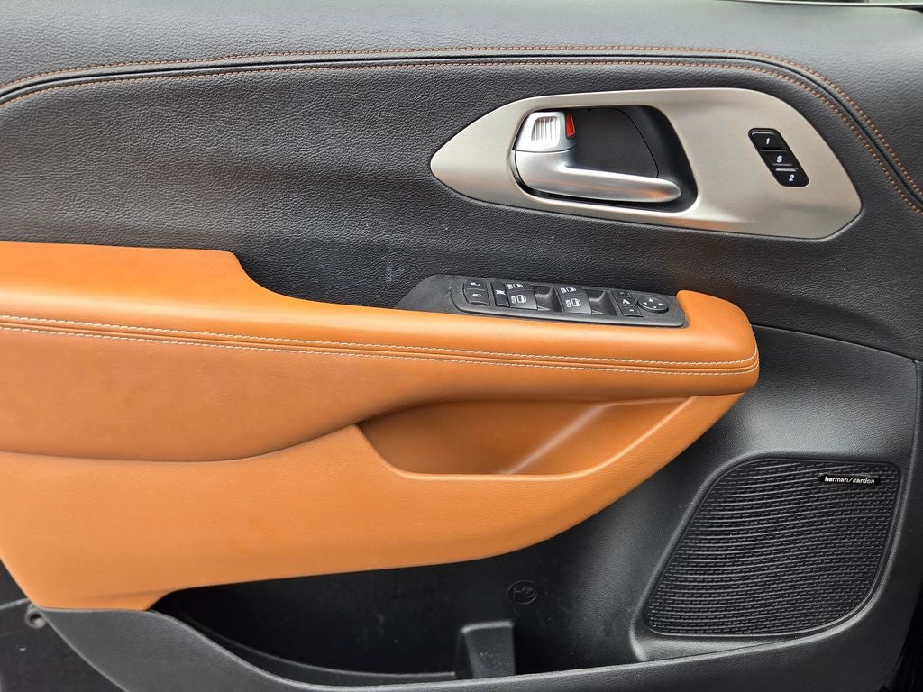 2024 Chrysler Pacifica Pinnacle