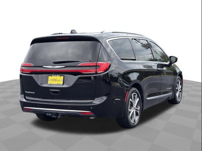 2024 Chrysler Pacifica Pinnacle