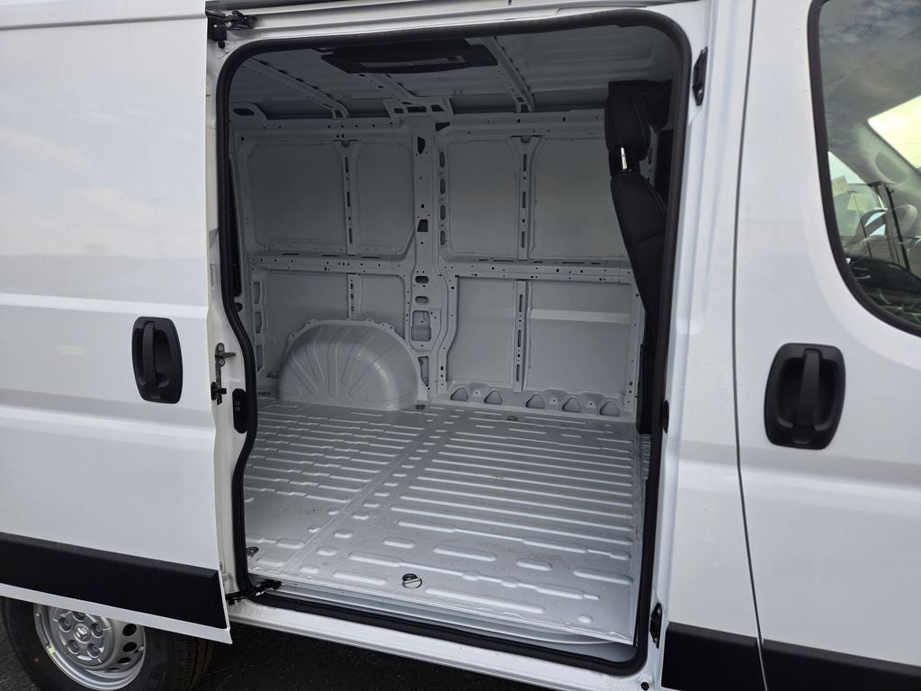2026 RAM ProMaster 1500 Low Roof