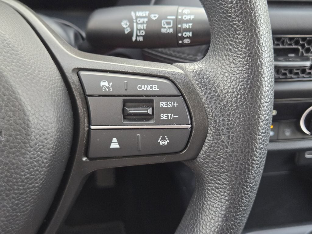 2025 Honda HR-V LX