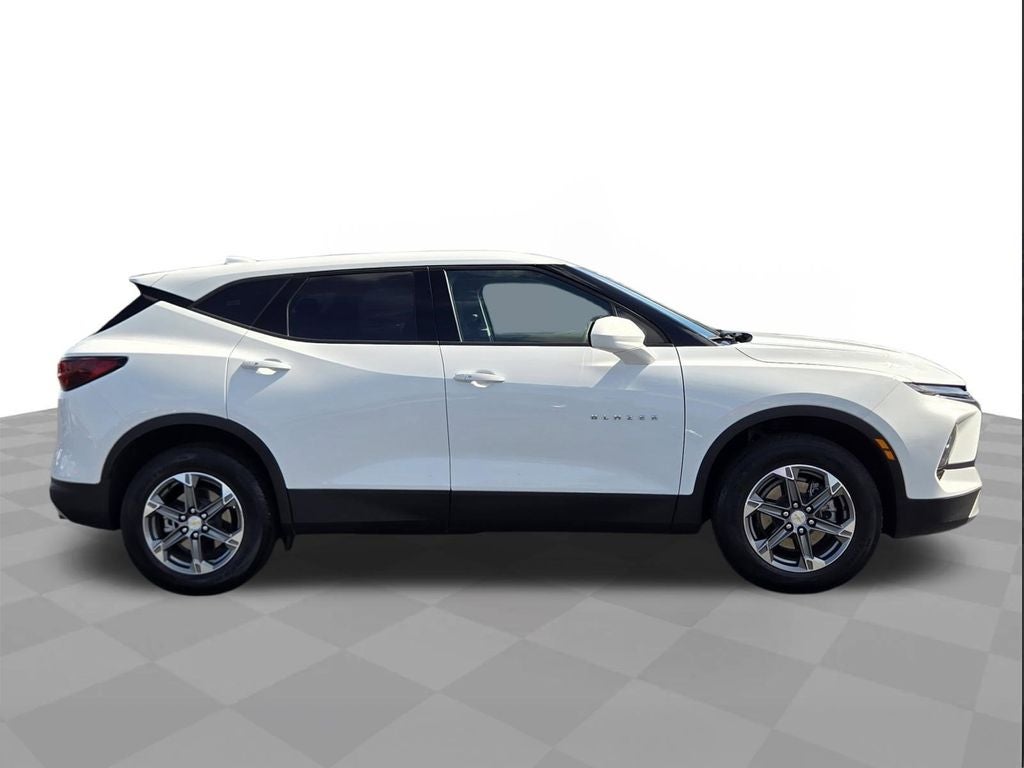 2025 Chevrolet Blazer LT