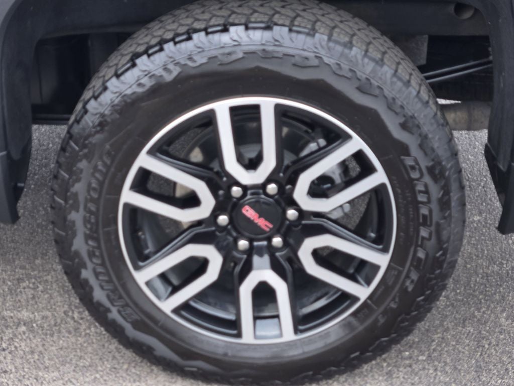 2025 GMC Sierra 1500 AT4