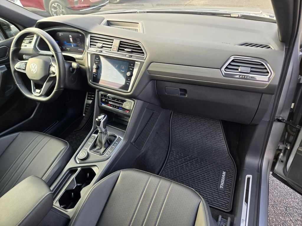 2023 Volkswagen Tiguan 2.0T SE R-Line Black