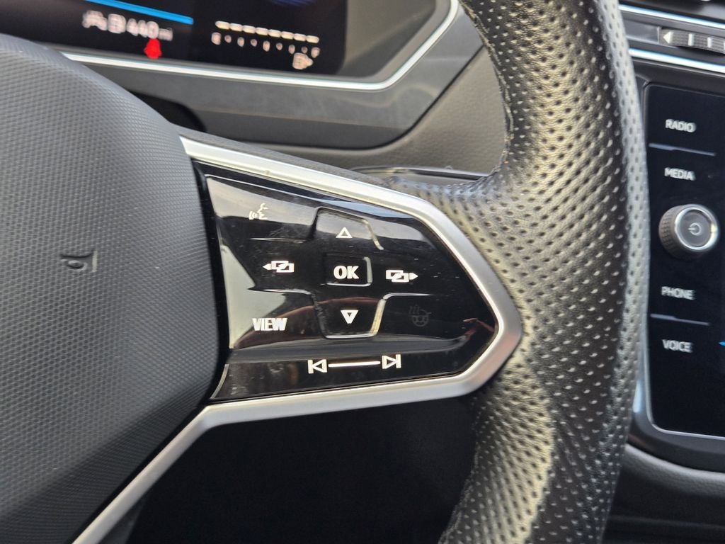 2023 Volkswagen Tiguan 2.0T SE R-Line Black
