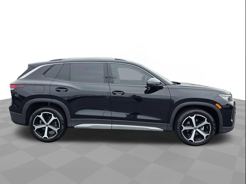 2025 Volkswagen Tiguan 2.0T SE