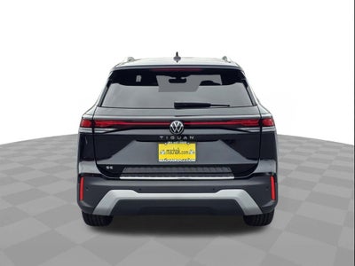 2025 Volkswagen Tiguan 2.0T SE