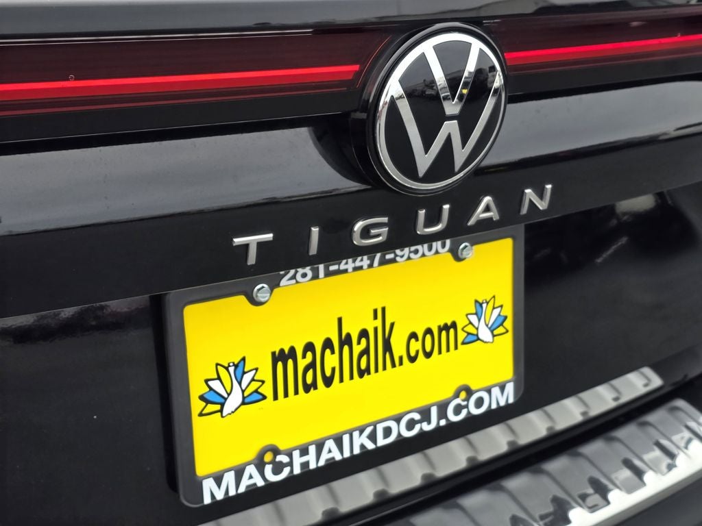 2025 Volkswagen Tiguan 2.0T SE