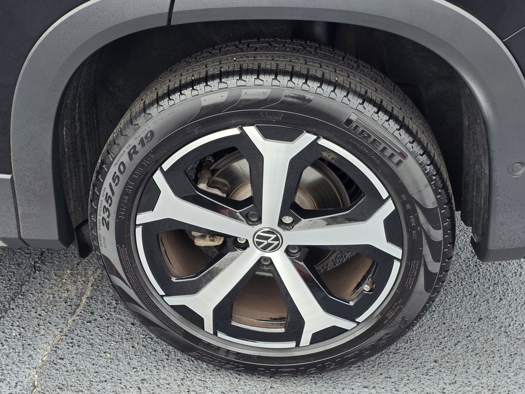 2025 Volkswagen Tiguan 2.0T SE