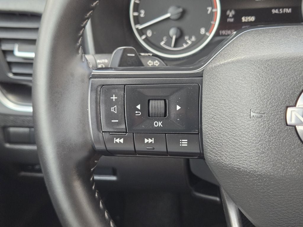 2025 Nissan Rogue SV