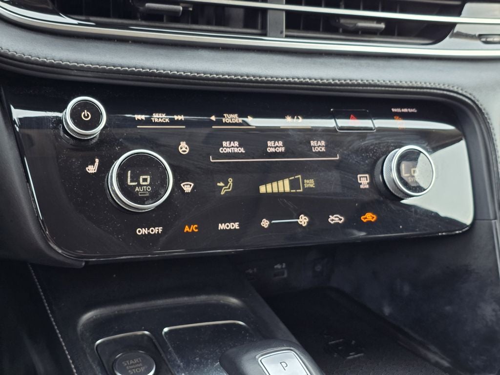 2023 INFINITI QX60 PURE