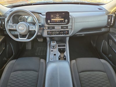 2023 Nissan Pathfinder S