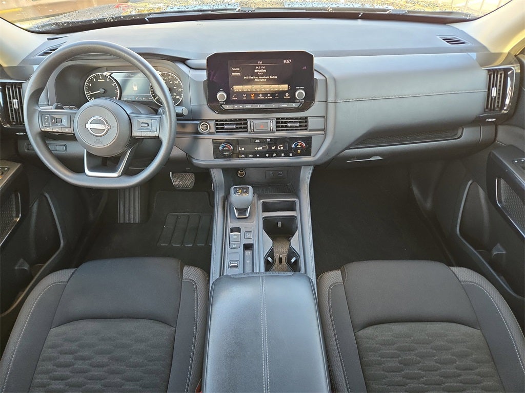 2023 Nissan Pathfinder S