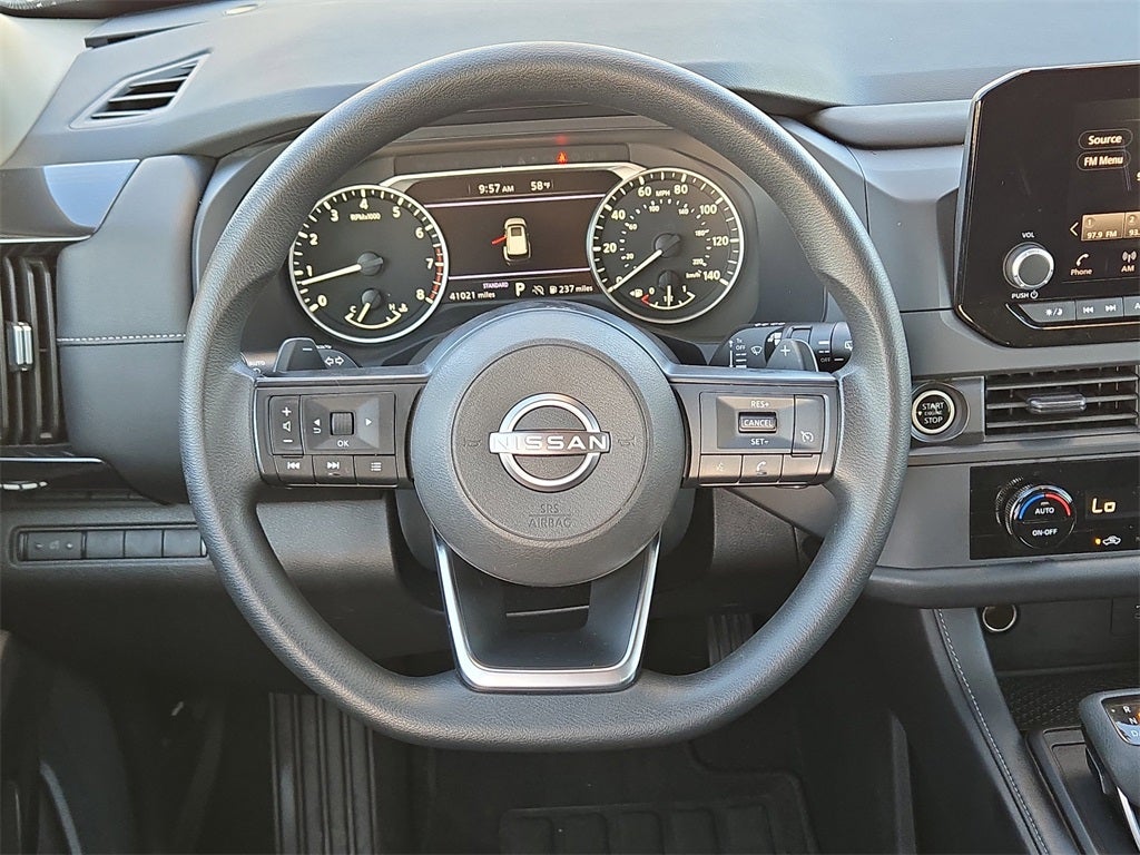 2023 Nissan Pathfinder S