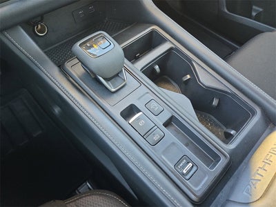 2023 Nissan Pathfinder S