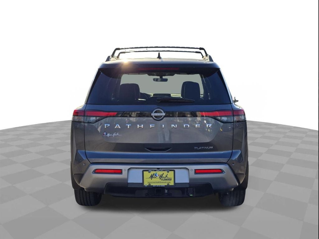 2023 Nissan Pathfinder Platinum