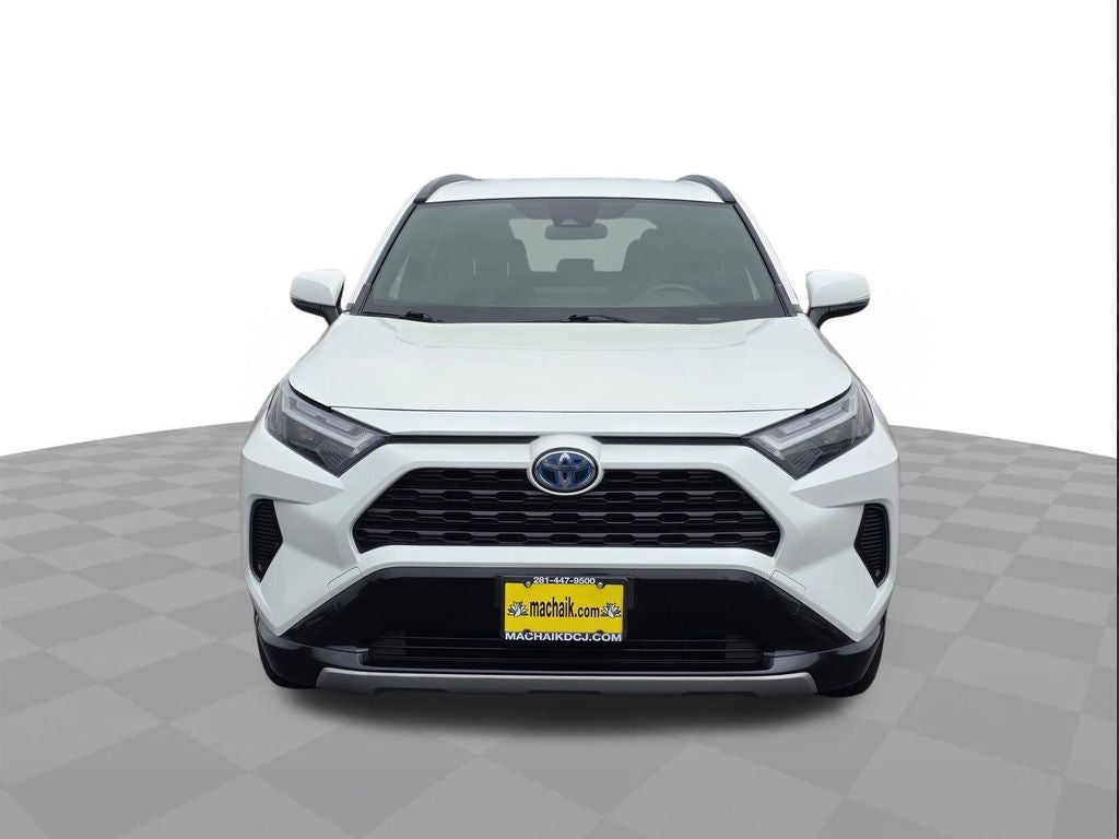 2022 Toyota RAV4 Hybrid SE