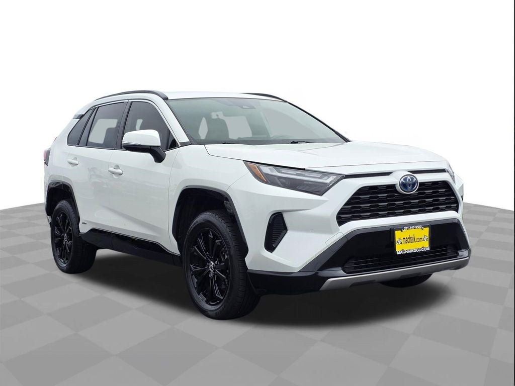 2022 Toyota RAV4 Hybrid SE