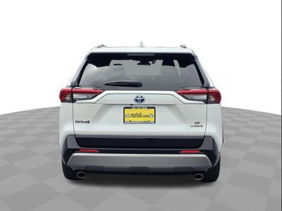2022 Toyota RAV4 Hybrid SE