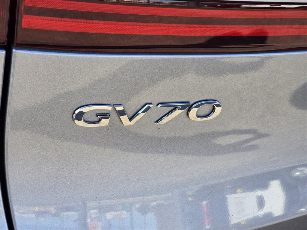 2022 Genesis GV70 2.5T