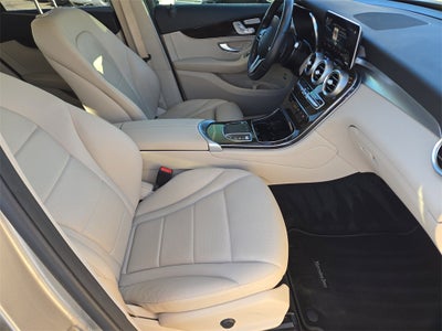 2021 Mercedes-Benz GLC GLC 300