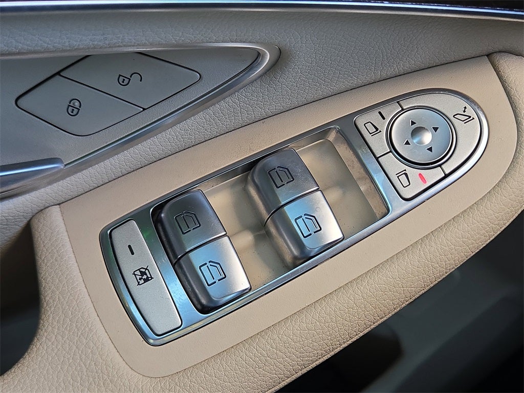 2021 Mercedes-Benz GLC GLC 300